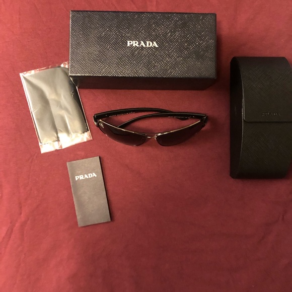 Brand New Prada Men sunglasses - Picture 1 of 3